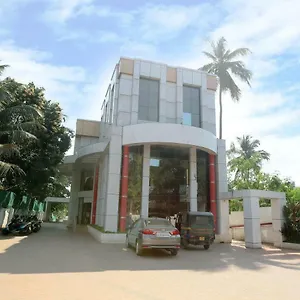 Oyo 28836 Salkara Residency Hotel Thrissur